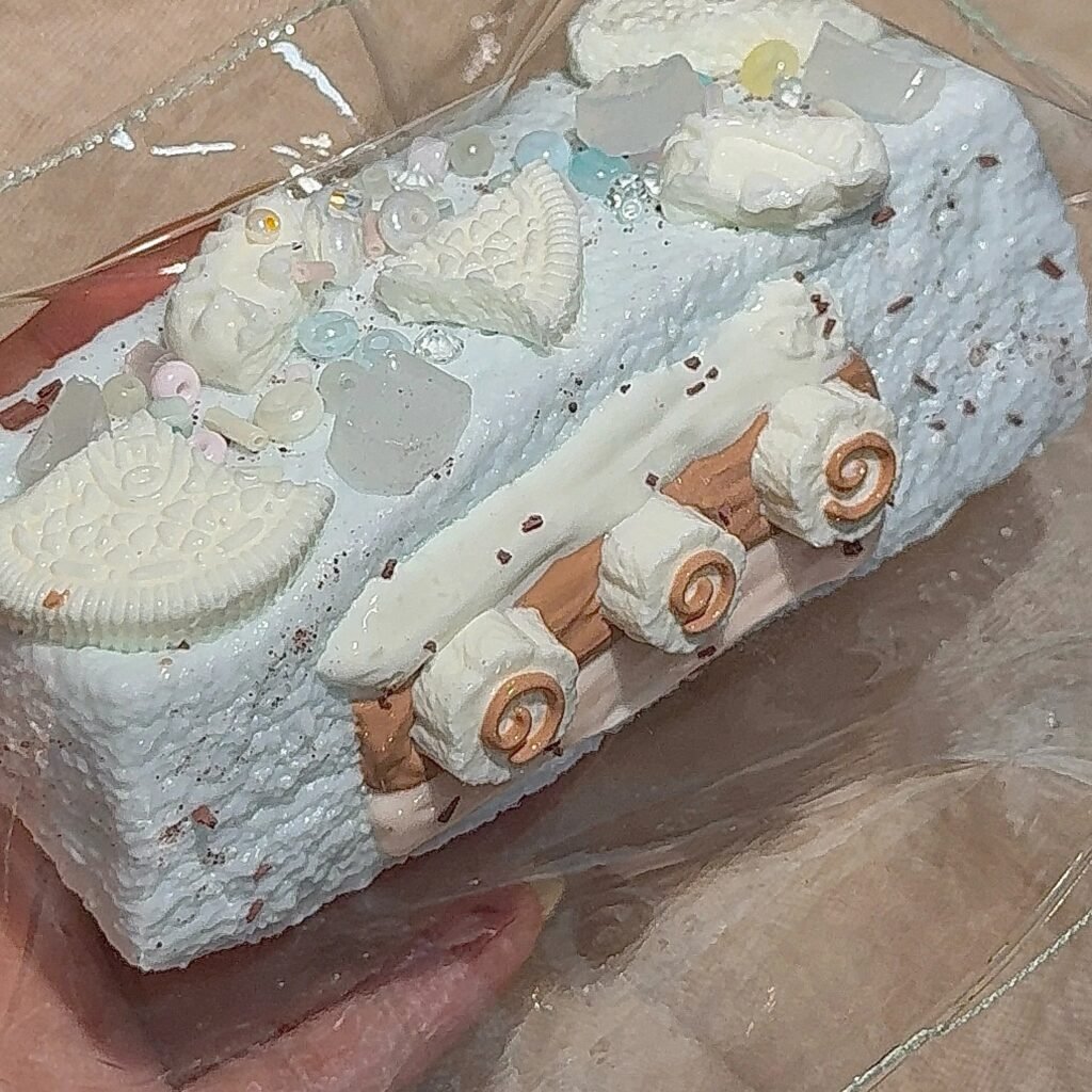 443002 Yali Squishy Ice Blue Coconut Chocolate Long Toast (Sticky Clay Texture Series) / 鸭梨的捏 冰蓝椰巧 长吐司(黏糊泥触感系列)