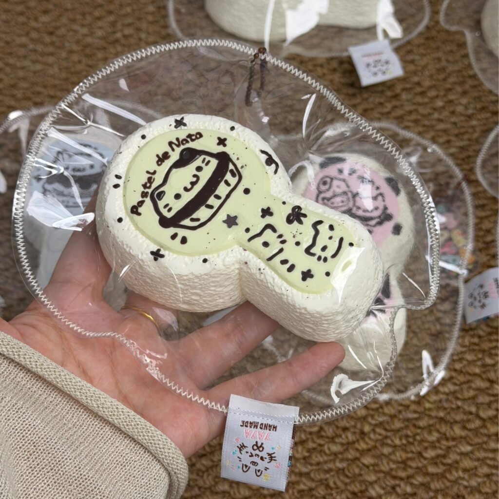453030 Yaya Handmade Shop Egg Tart Cat Spoon (Thick Milk Clay Texture Series) / 丫丫手工店 蛋挞猫咪缤纷勺（厚乳泥触感系列）