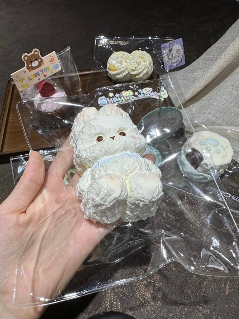 346072 Yayun Squishy Island D7 Fluffy Bunny (Dry Crumbly Clay Texture Series) / 雅云萌捏岛 D7 毛绒小兔（干噎泥触感系列）