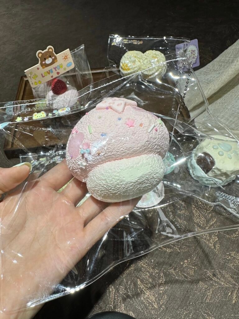 346081 Yayun Squishy Island C1 Strawberry Mushroom (Pure Clay Texture Series) / 雅云萌捏岛 C1 草莓小菇（纯泥触感系列）