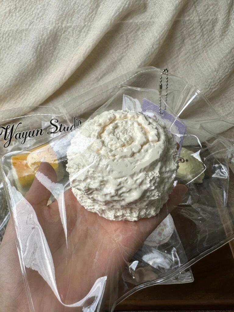 346096 Yayun Squishy Island B10 Ring Cake (Glutinous Rice Cake Clay Texture Series) / 雅云萌捏岛 B10 圈圈蛋糕（糍粑泥触感系列）