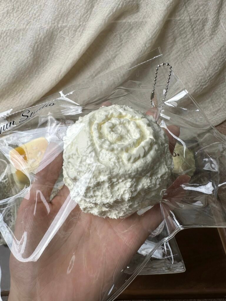 346116 Yayun Squishy Island A10 Ring Cake (Dry Milk Clay Texture Series) / 雅云萌捏岛 A10 圈圈蛋糕（干乳泥触感系列）