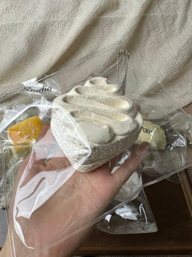 346120 Yayun Squishy Island B5 Double-Layer Cream Cake (Glutinous Rice Cake Clay Texture Series) / 雅云萌捏岛 B5 双层奶油蛋糕（糍粑泥触感系列）
