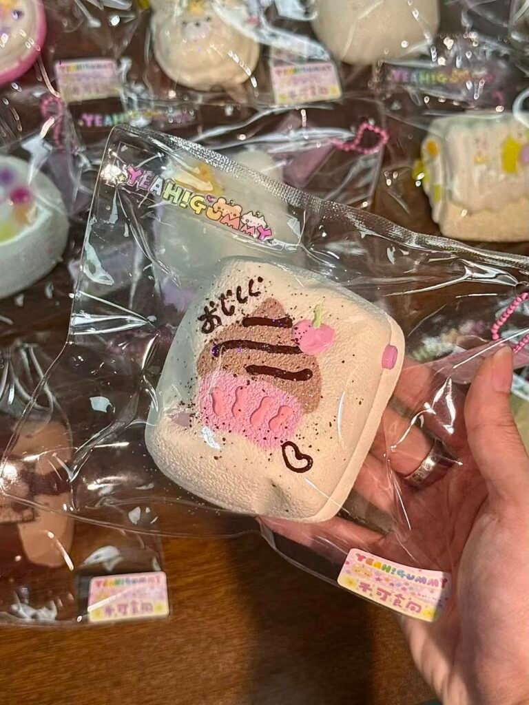 507009 YeahGummy Cake Marshmallow (Light Cream Texture Series) / YeahGummy捏捏 蛋糕棉花糖（轻奶油触感系列）