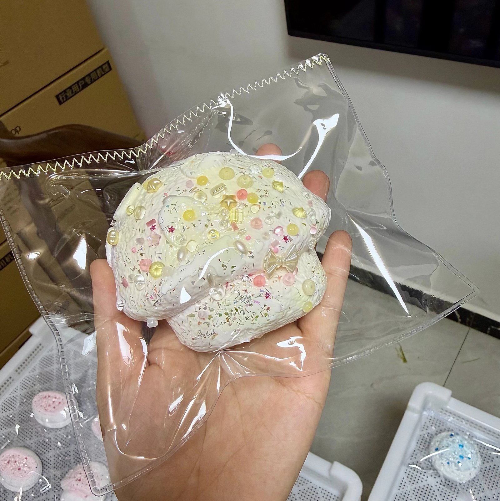 559037 Yuyu Squishy Pink Yellow Mushroom - Cosmetic Defect (Ultra-Soft Slushy Watery Texture Series) / 钰钰的捏 粉黄色蘑菇(全瑕款)(变态软偏水烂泥感触感系列)