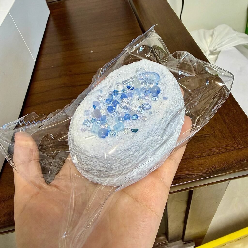 559078 Yuyu Squishy Blueberry Double-Layer Senbei - Cosmetic Defect (Ultra-Soft Slushy Watery Texture Series) / 钰钰的捏 蓝莓双层仙贝(全瑕款)(变态软偏水烂泥感触感系列)