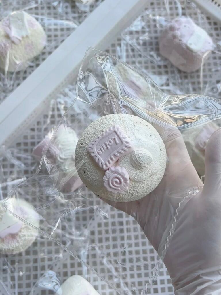 176023 YuzEss Velvet Round Cake (Cream Clay Texture Series) / 小柚里物 丝绒圆饼（奶油泥触感系列）