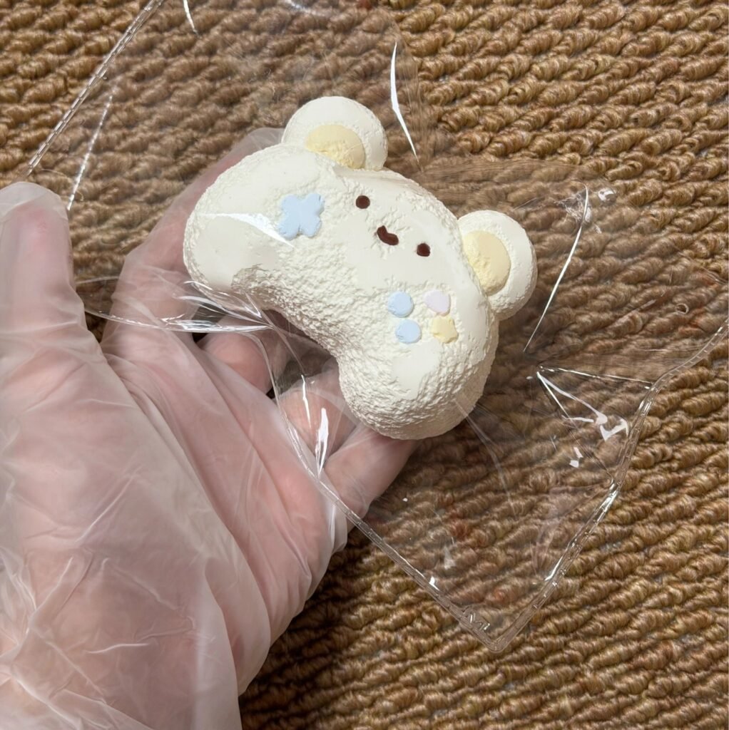 488002 Yuanyuan Fish Cake Bear Handle (Hard Milk Candy Texture Series) / 圆圆小鱼饼 小熊手柄(硬奶糖触感系列)