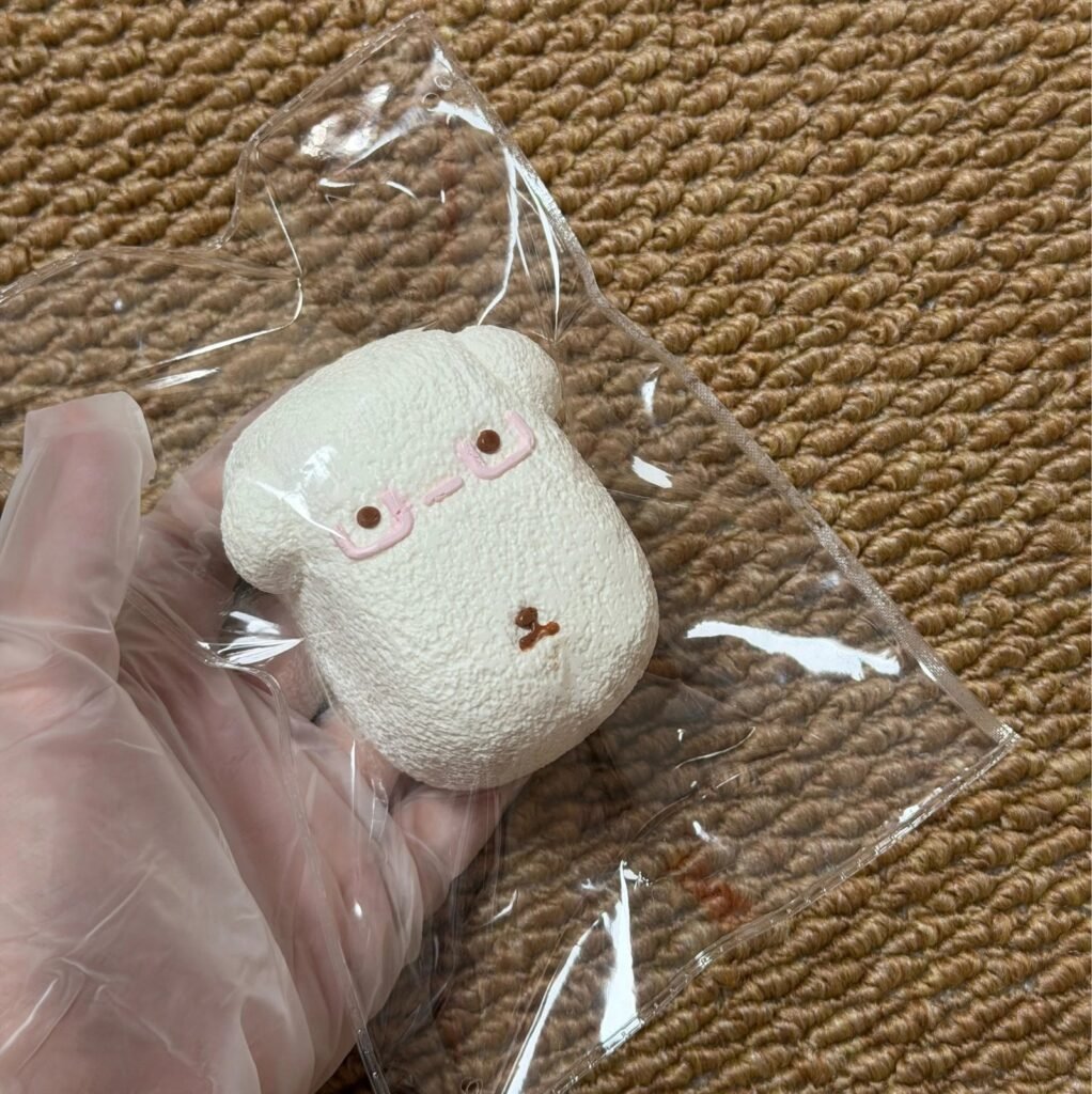 488003 Yuanyuan Fish Cake Long-Face Puppy (Hard Milk Candy Texture Series) / 圆圆小鱼饼 长脸小狗（硬奶糖触感系列）