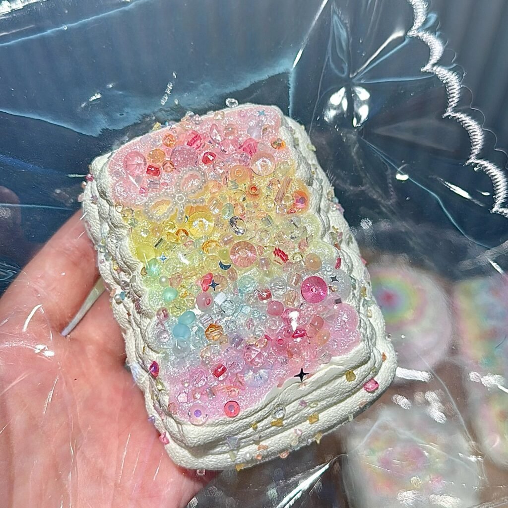9019 ZHIZHI Pearlescent Rainbow Stacked Cream Bars (Sticky Clay Texture Series) / ZHIZHI 彩虹珠光 叠叠奶油条(黏糊泥触感系列)