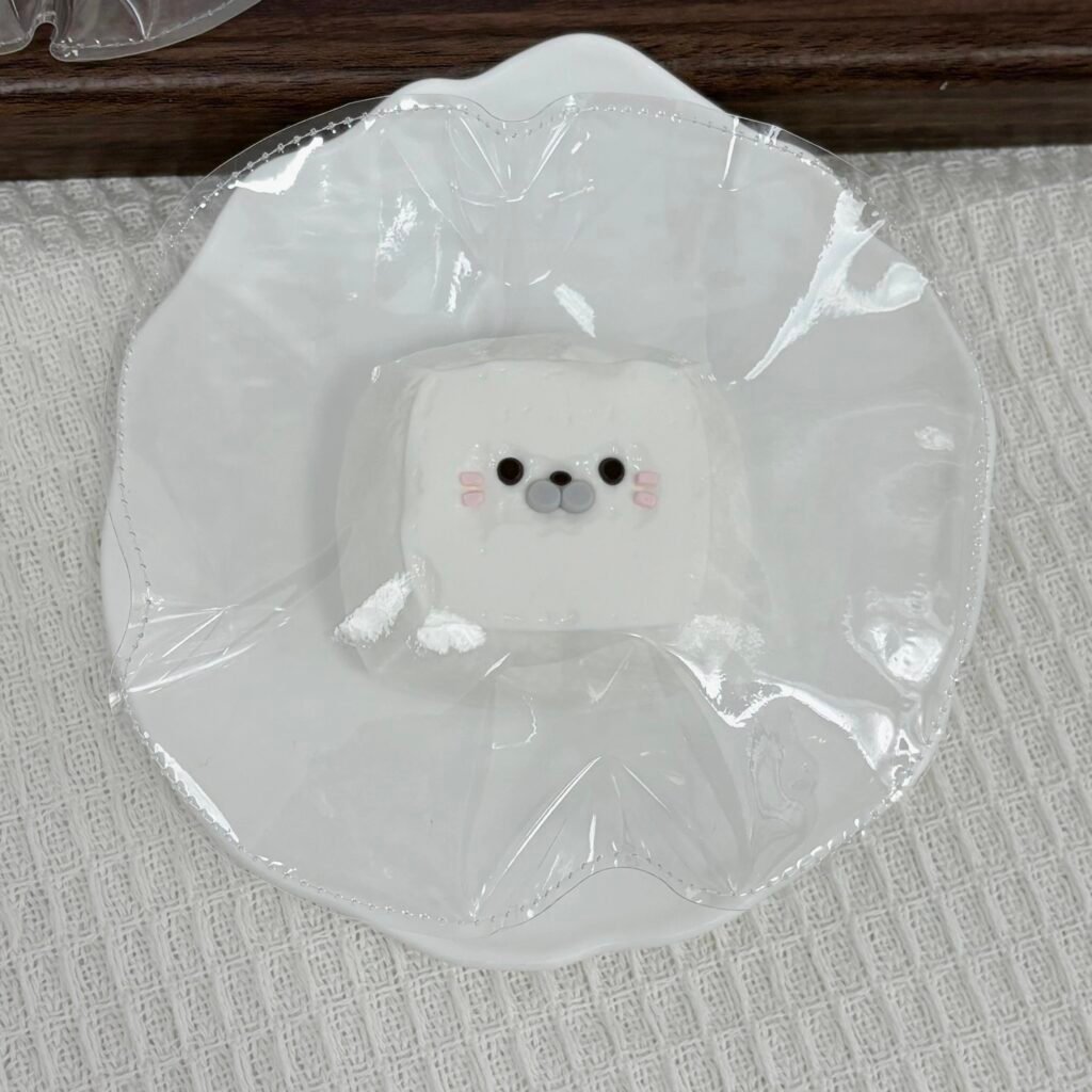469017 0.1 Squishy Seal (Cream Clay Texture Series) / 0.1捏捏 海豹（奶油泥触感系列）