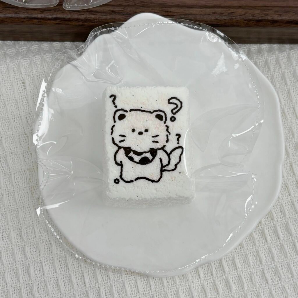469018 0.1 Squishy Confused Cat Toast (Cream Clay Texture Series) / 0.1捏捏 疑惑猫吐司(奶油泥触感系列)
