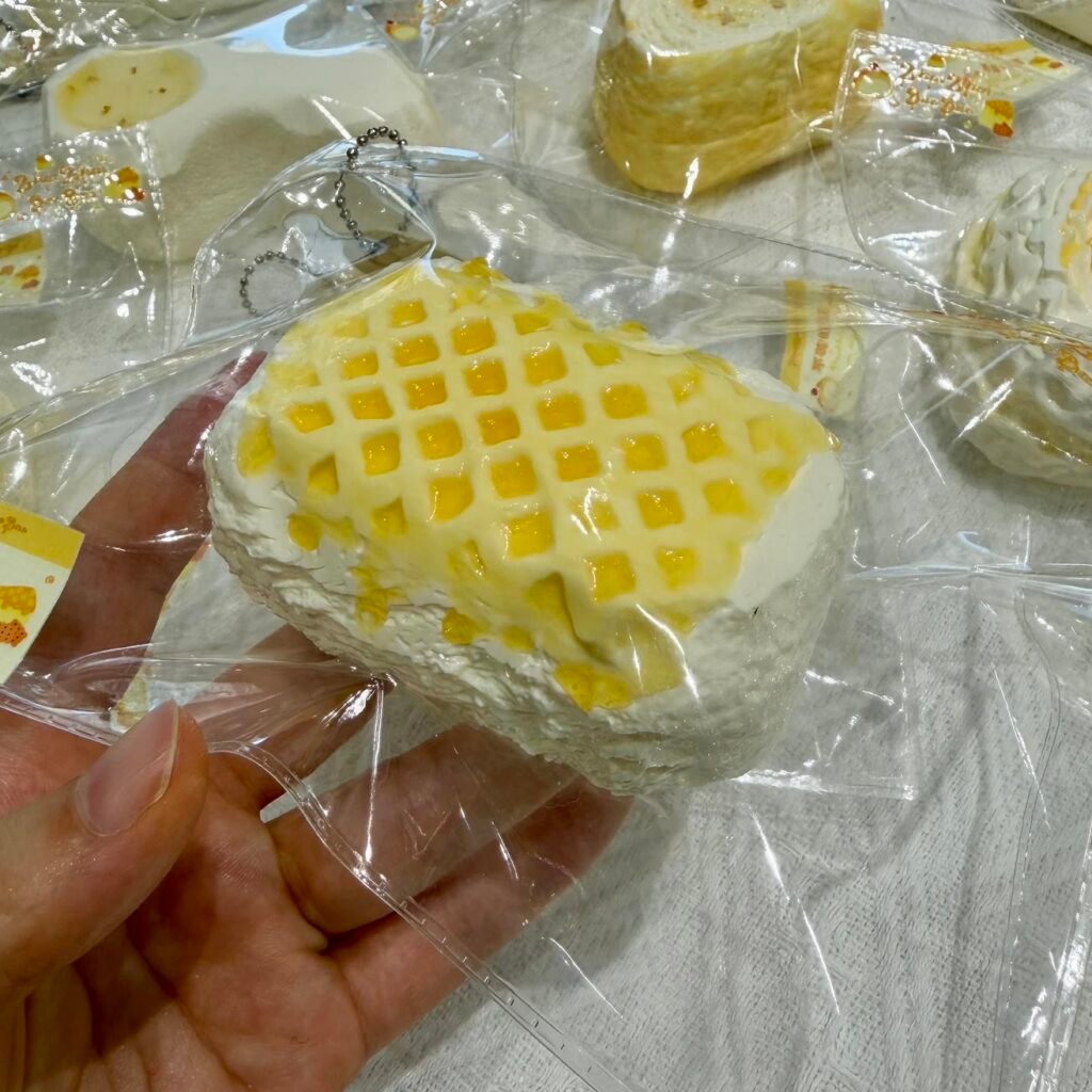 540000 Zhenzhen Baobao Waffle Toast (Dry Cheese Clay Texture Series) / 蓁蓁饱饱 华夫吐司（干酪泥触感系列）