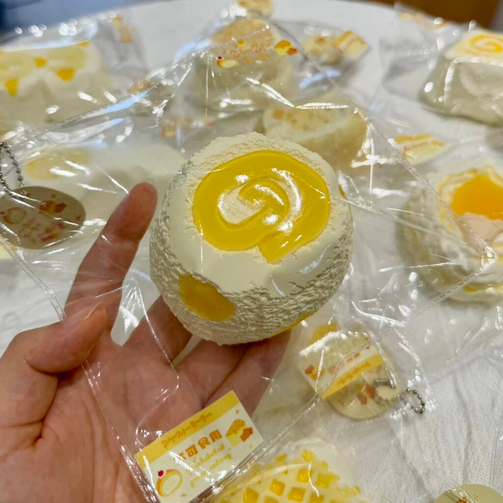 540011 Zhenzhen Baobao Honey Swiss Roll (Milk Candy Clay Texture Series) / 蓁蓁饱饱 蜂蜜瑞士卷（奶糖泥触感系列）