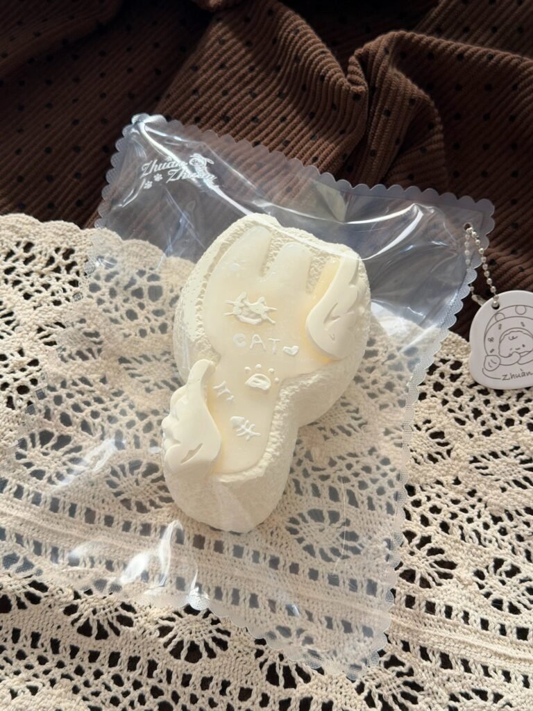 23013 Zzz Angel Cat Fork Toast (Fluffy Cream Clay Texture Series) / 转转捏 天使猫猫叉子吐司（绵奶油触感系列）